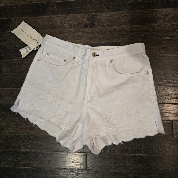 rag & bone Pants - rag & bone White Embroidered Justine Jean Shorts - Distressed Denim - SZ 29